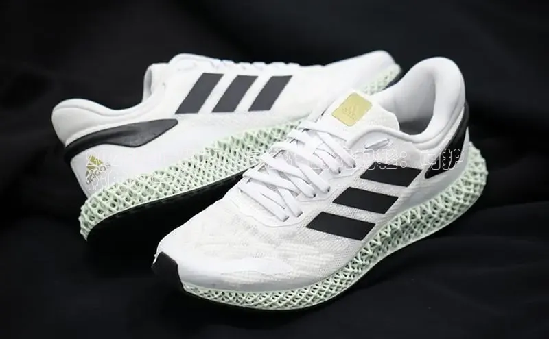 意昂2颐驰 062024年广州惠州最舒适的妈妈鞋：呵护
你的每一步